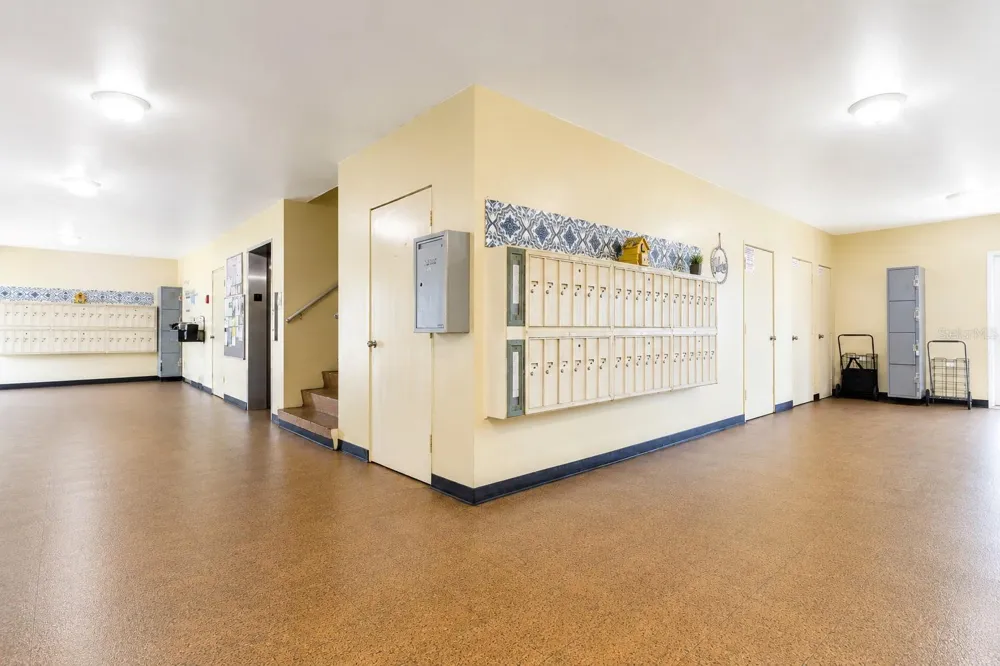 2459 FRANCISCAN DRIVE #37 Clearwater, FL 33763