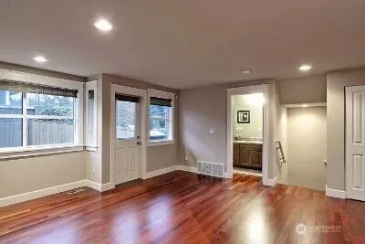 1410 55th Street Seattle, WA 98103