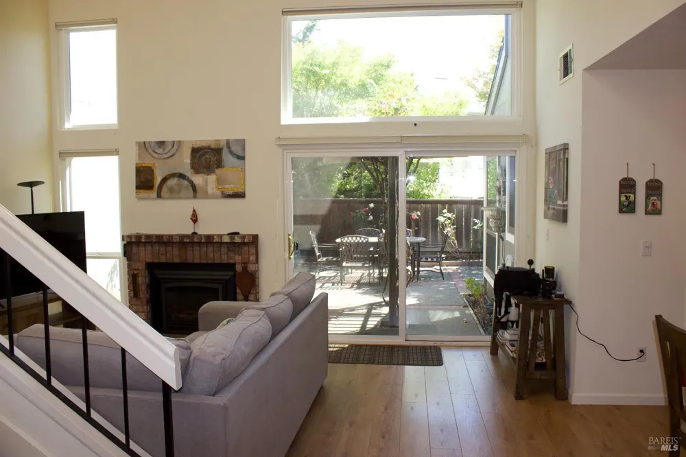 2760 Perch Drive Napa, CA 94558