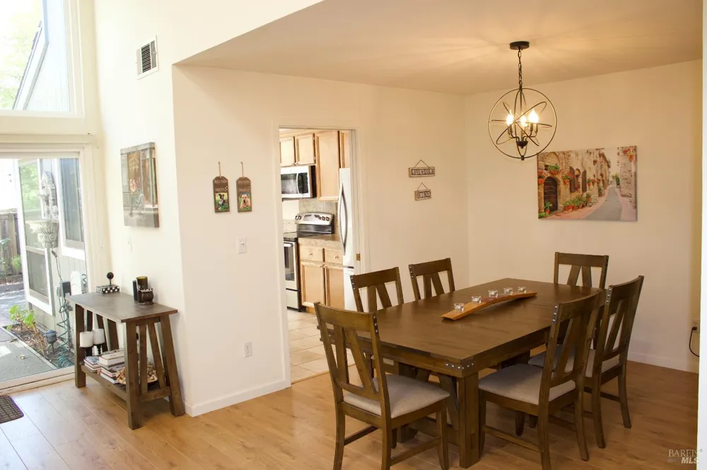 2760 Perch Drive Napa, CA 94558