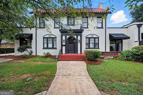 171 Pio Nono AVE