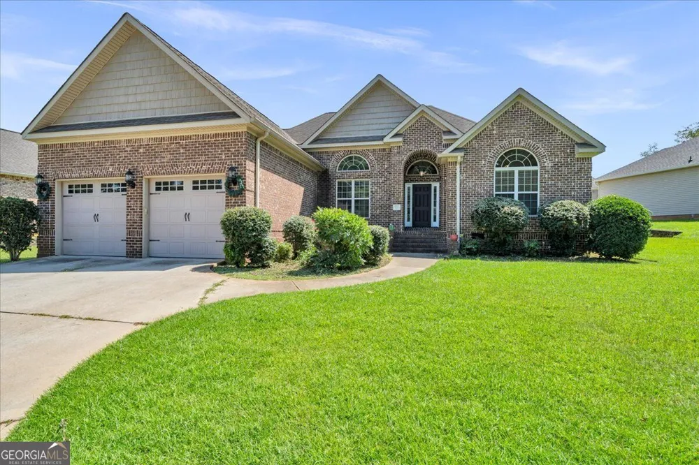 805 Arbor LN Centerville, GA 31028