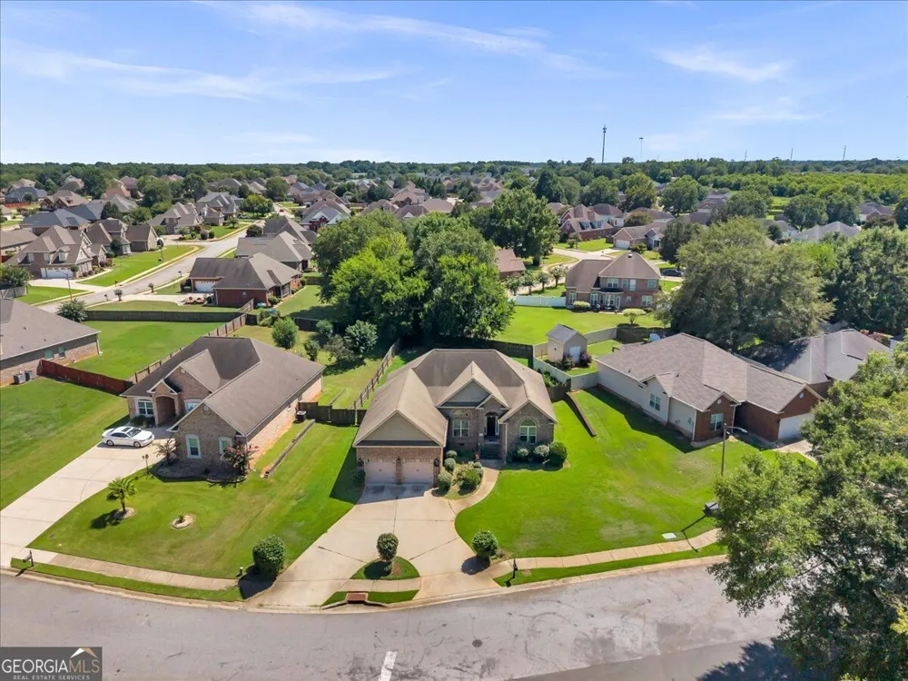 805 Arbor LN Centerville, GA 31028