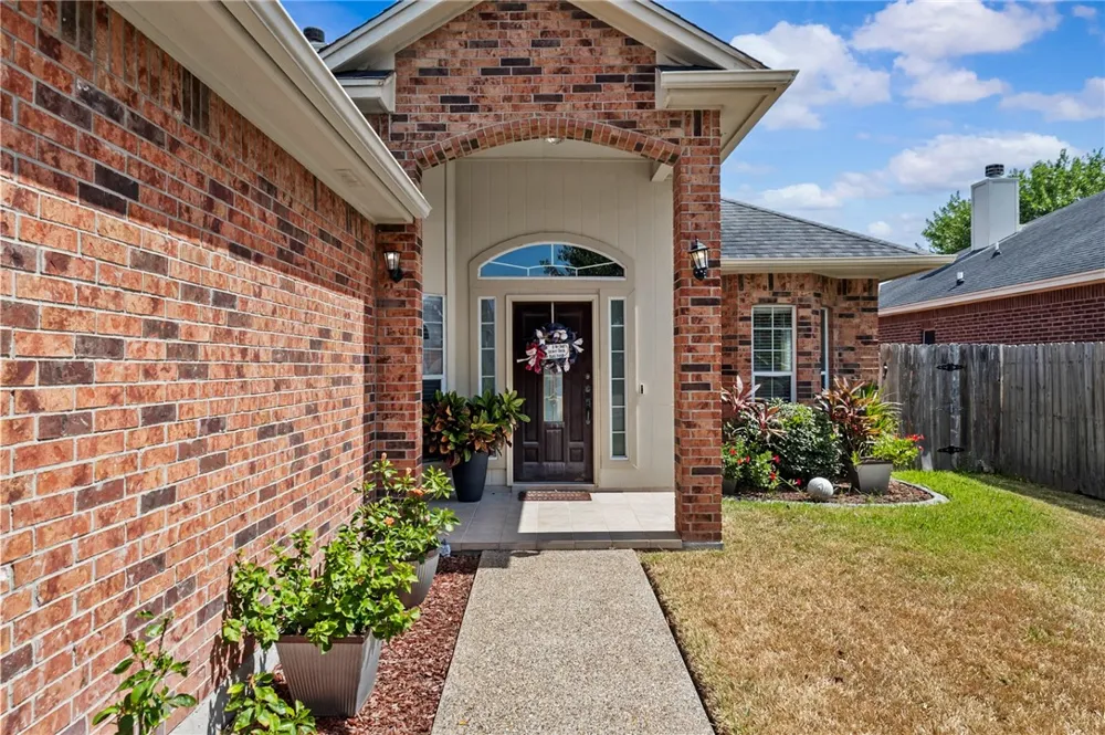 6226 Queen Jane Street Corpus Christi, TX 78414