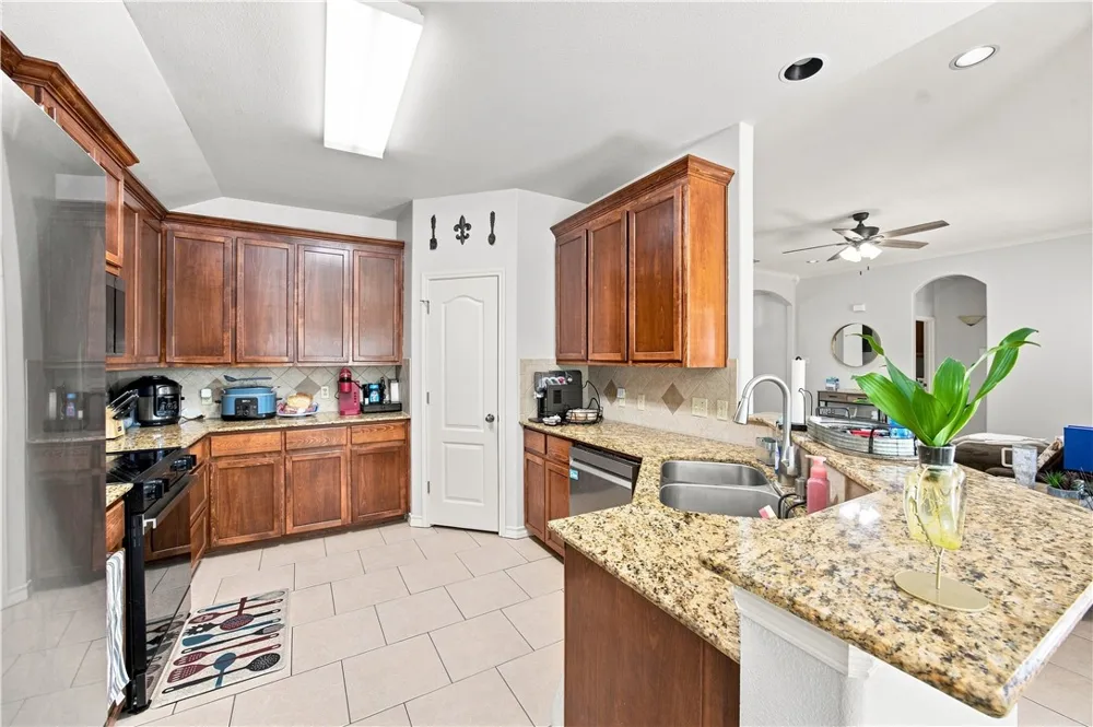3614 Topaz Court Corpus Christi, TX 78414
