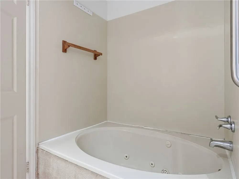 210 Oak Bay Street #1102 Rockport, TX 78382