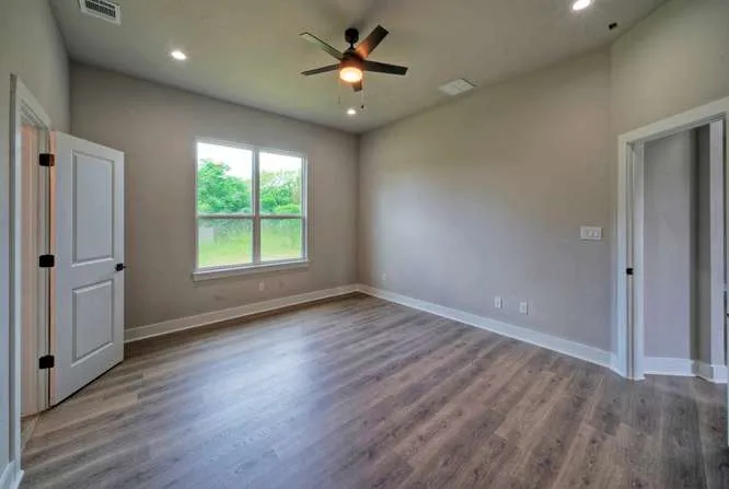 139 Waimanalo Drive Bastrop, TX 78602