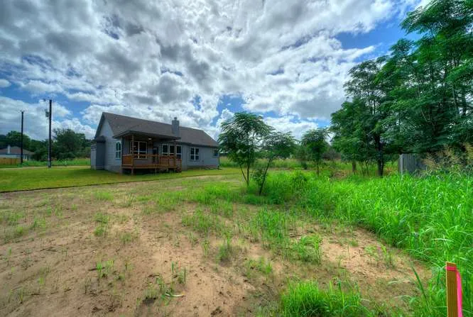 139 Waimanalo Drive Bastrop, TX 78602