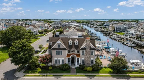 2 Barbados Ln