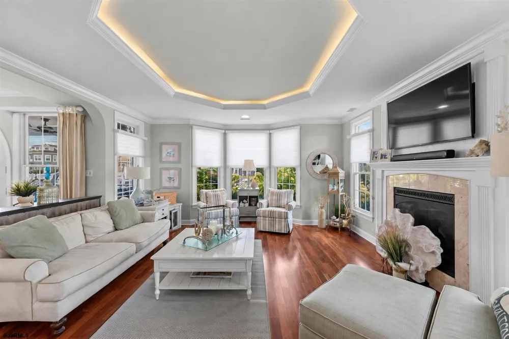 2 Barbados Ln Ocean City, NJ 08226