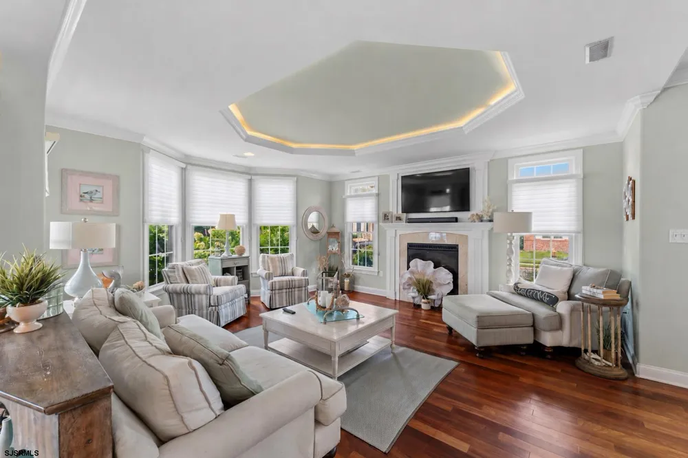 2 Barbados Ln Ocean City, NJ 08226