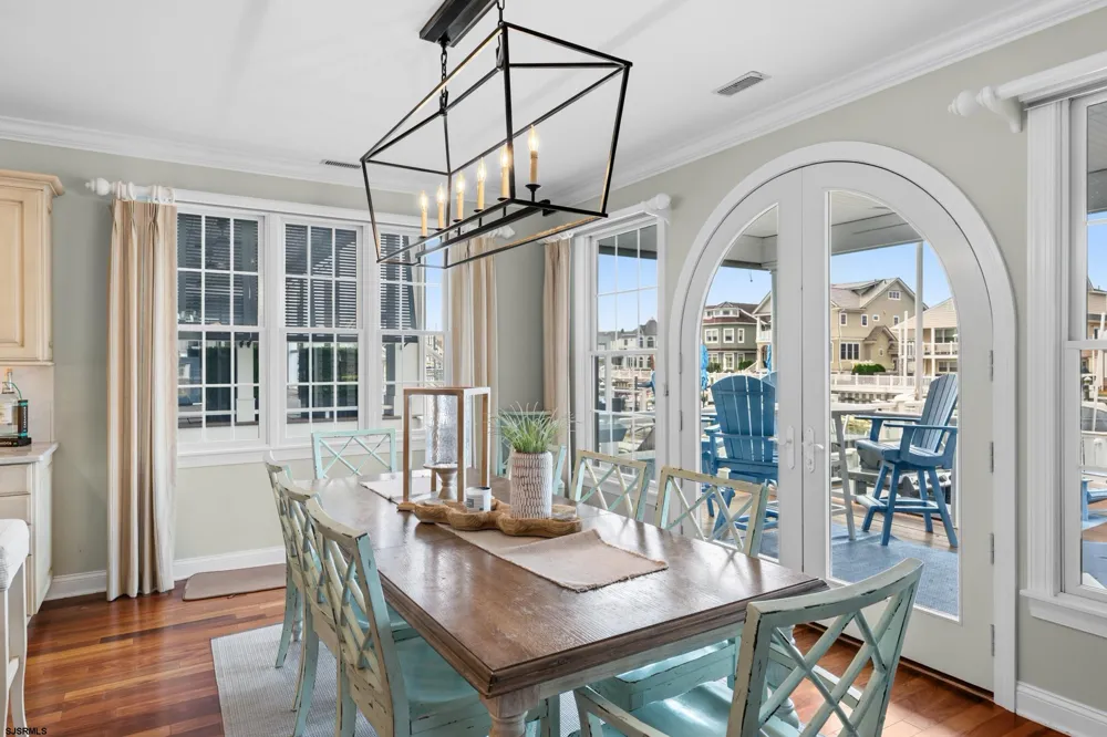 2 Barbados Ln Ocean City, NJ 08226