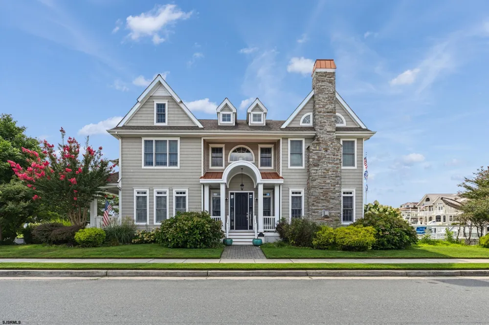 2 Barbados Ln Ocean City, NJ 08226