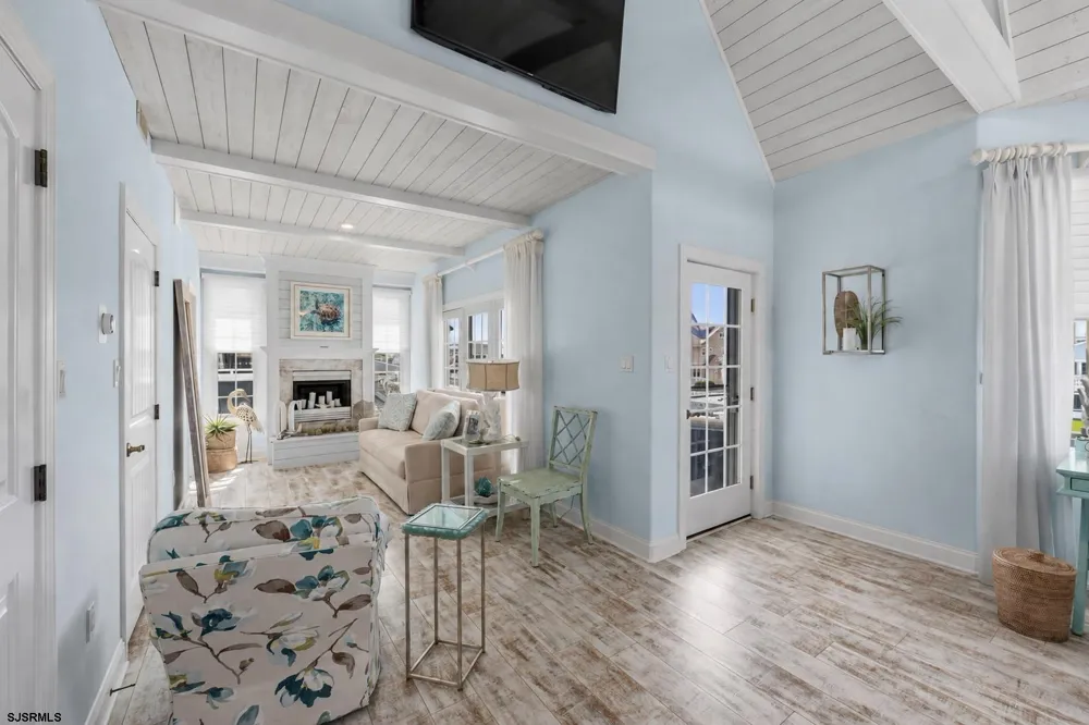 2 Barbados Ln Ocean City, NJ 08226