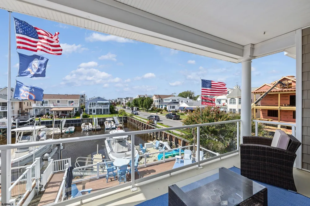 2 Barbados Ln Ocean City, NJ 08226