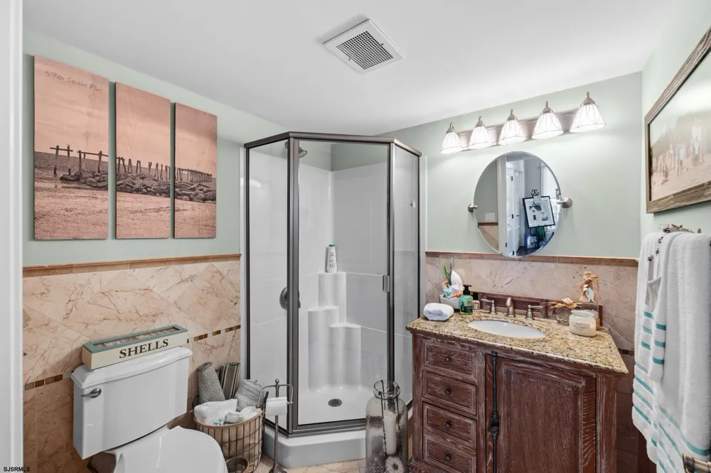 2 Barbados Ln Ocean City, NJ 08226