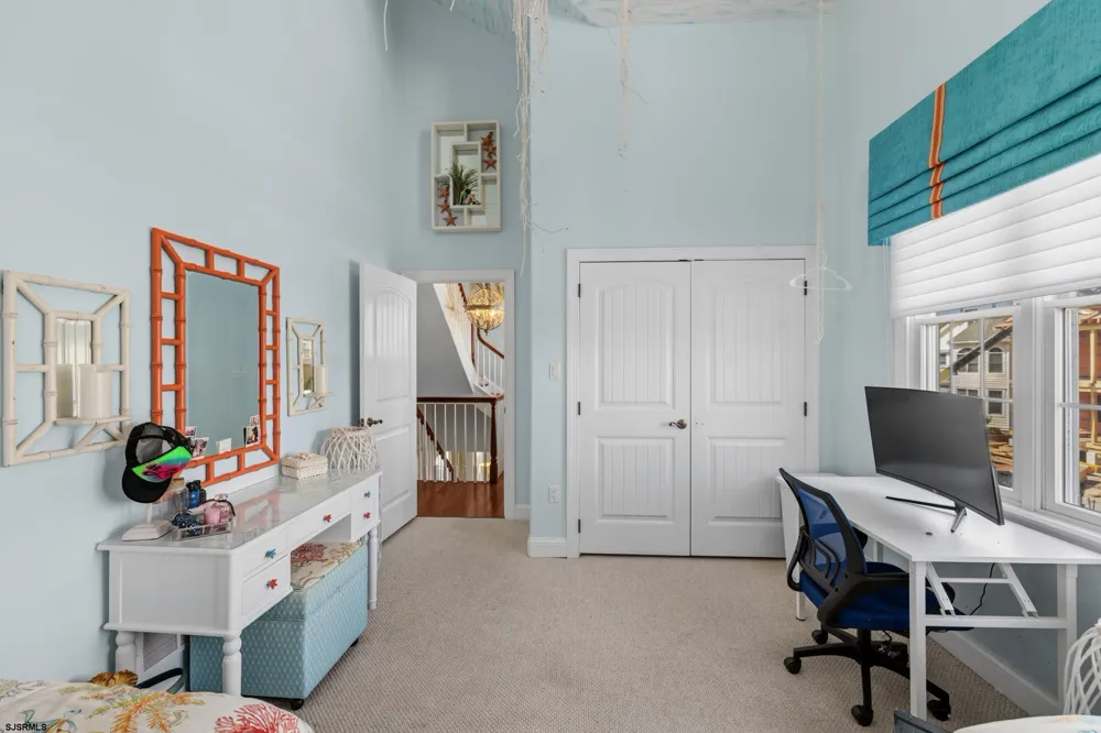 2 Barbados Ln Ocean City, NJ 08226