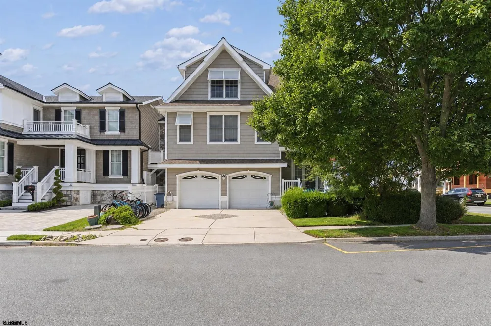 2 Barbados Ln Ocean City, NJ 08226