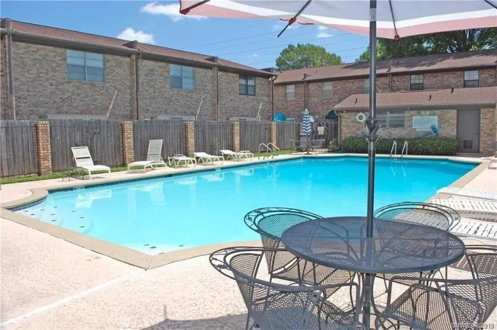 1820 E Kings Highway #245 Shreveport, LA 71105