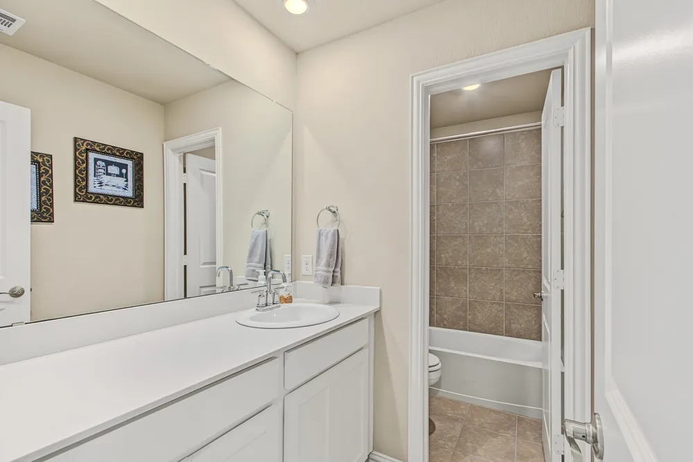 3020 Prairie Trail Avenue Aubrey, TX 76227