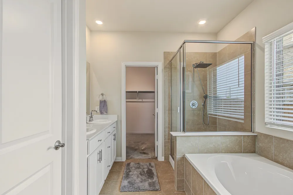 3020 Prairie Trail Avenue Aubrey, TX 76227