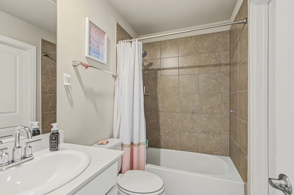 3020 Prairie Trail Avenue Aubrey, TX 76227