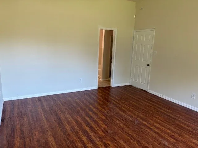 433 Angler Drive Crowley, TX 76036