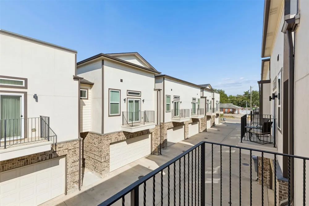 7345 Bree Court Dallas, TX 75235