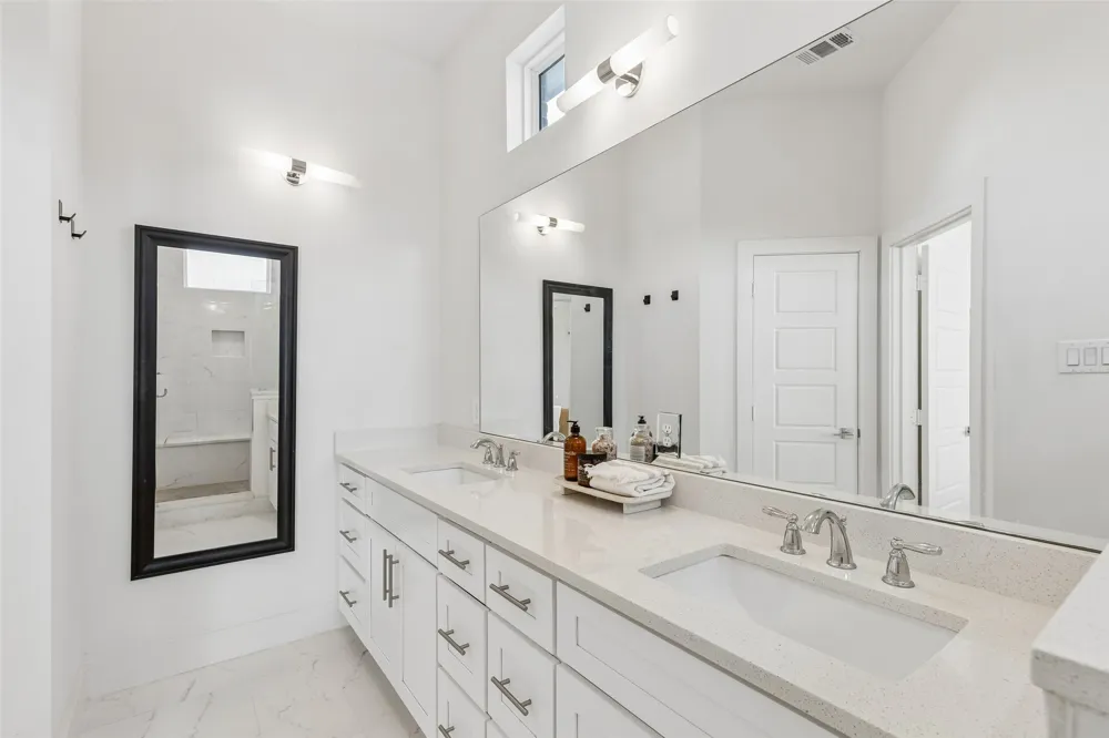 7345 Bree Court Dallas, TX 75235