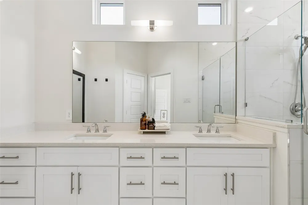 7345 Bree Court Dallas, TX 75235