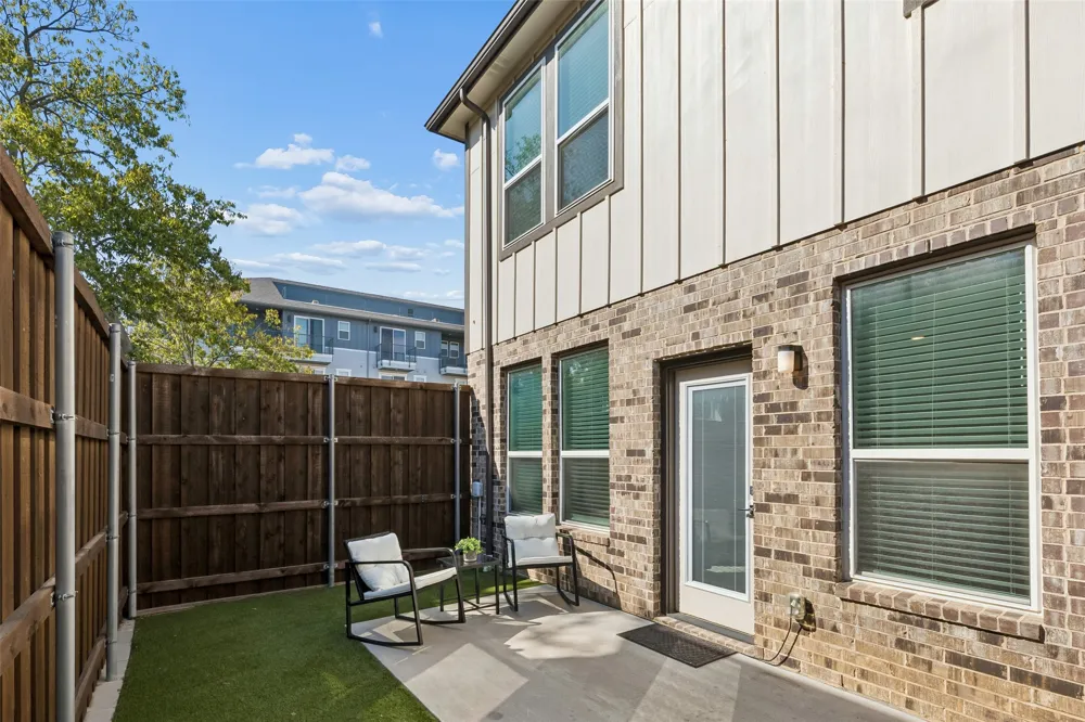 7345 Bree Court Dallas, TX 75235