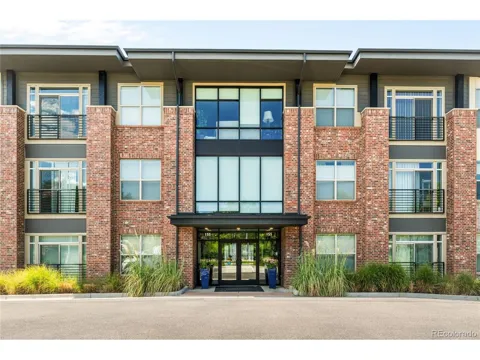 155 S Monaco Street Parkway #208