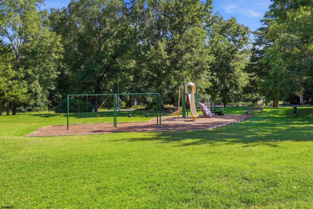 96 Pheasant Meadow Dr Smithville, NJ 08205