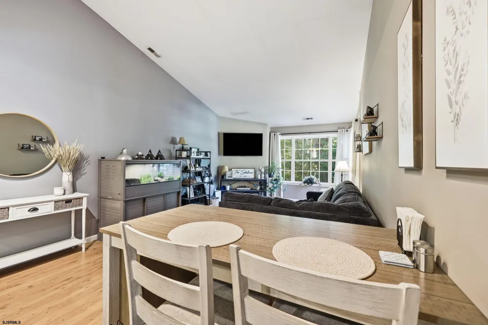 96 Pheasant Meadow Dr Smithville, NJ 08205