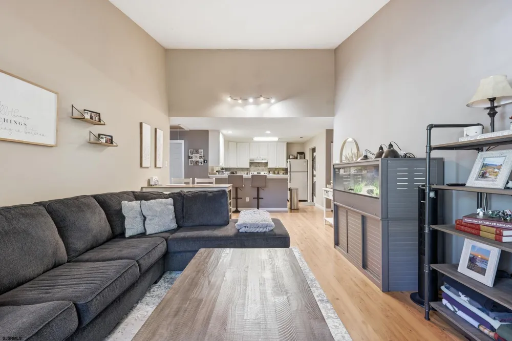 96 Pheasant Meadow Dr Smithville, NJ 08205