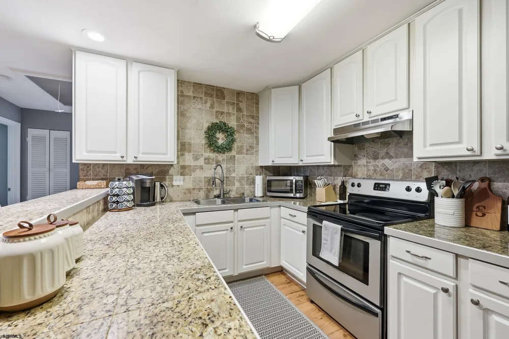 96 Pheasant Meadow Dr Smithville, NJ 08205