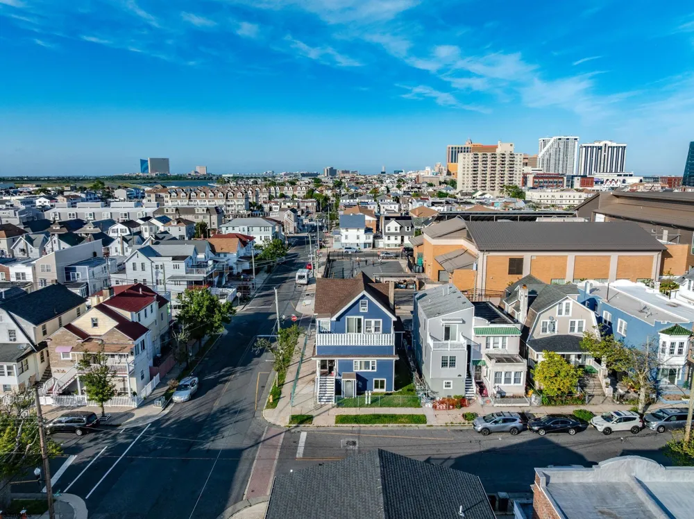 65 N Laclede Pl Atlantic City, NJ 08401