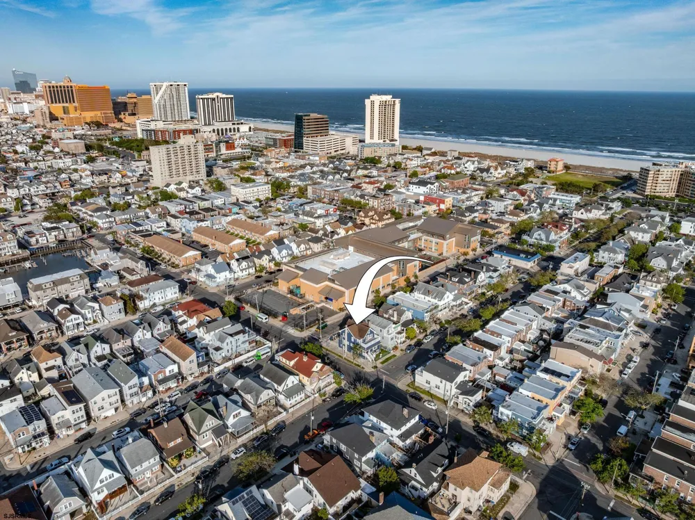 65 N Laclede Pl Atlantic City, NJ 08401