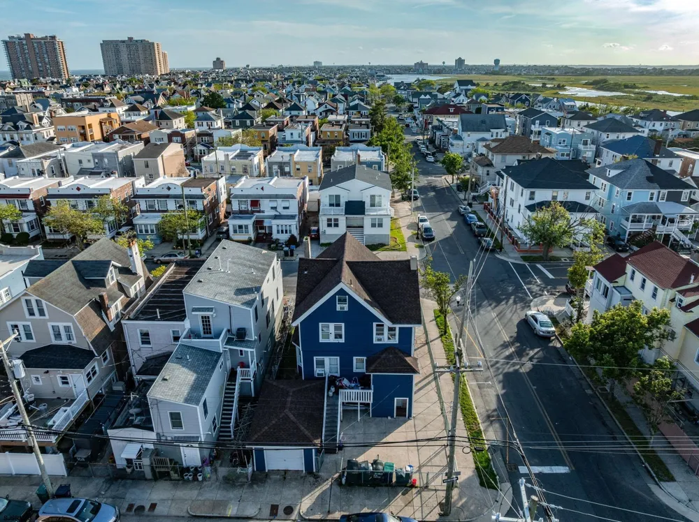 65 N Laclede Pl Atlantic City, NJ 08401