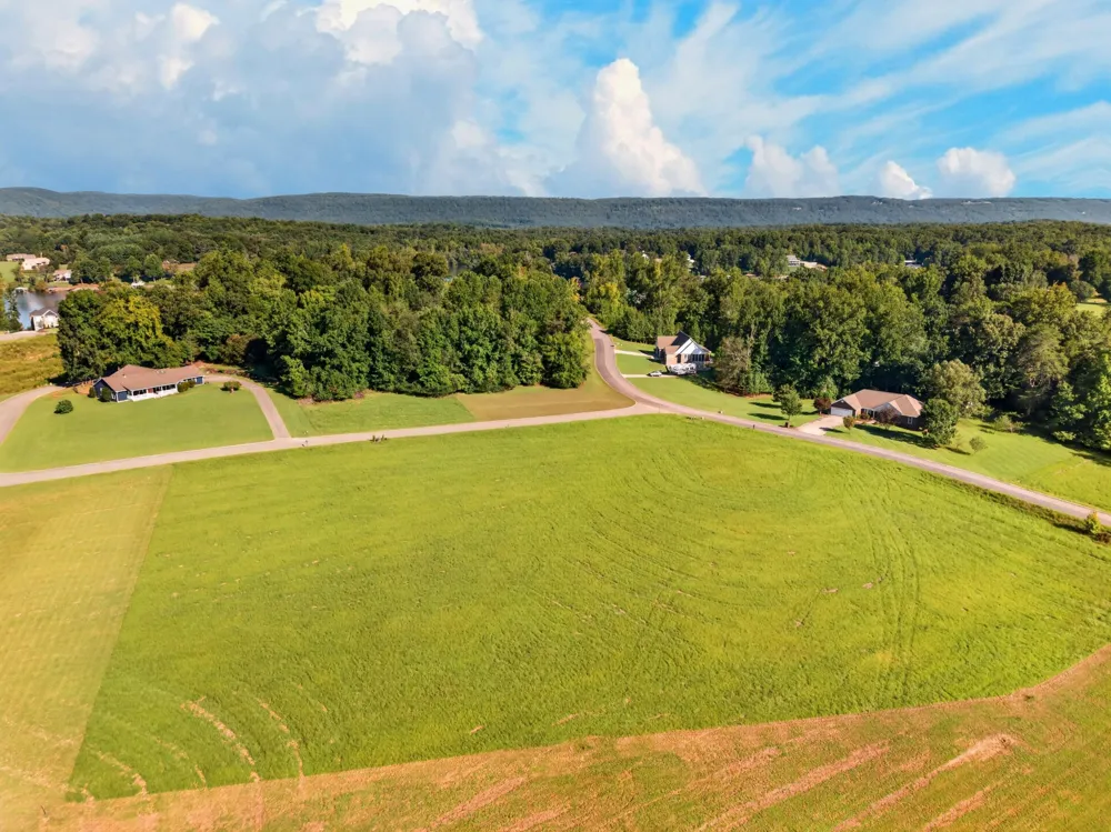 Spring Harbor Drive Spring City, TN 37381