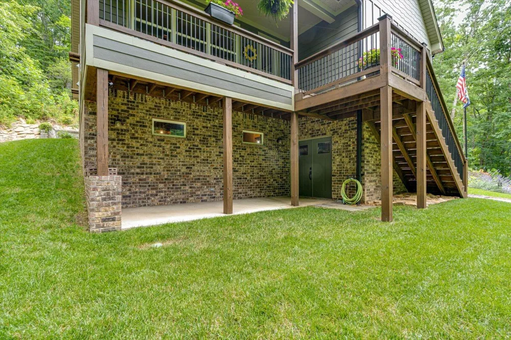 707 Brier Branch Road Graysville, TN 37338