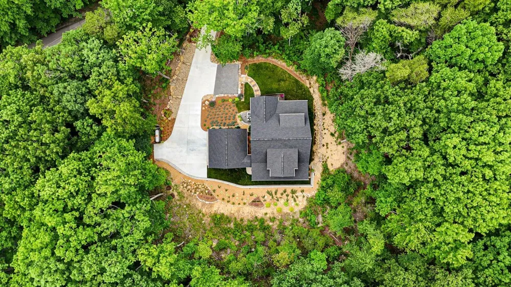 707 Brier Branch Road Graysville, TN 37338