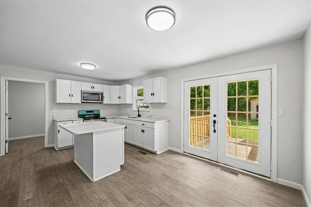 2005 Watergate Lane Tunnel Hill, GA 30755