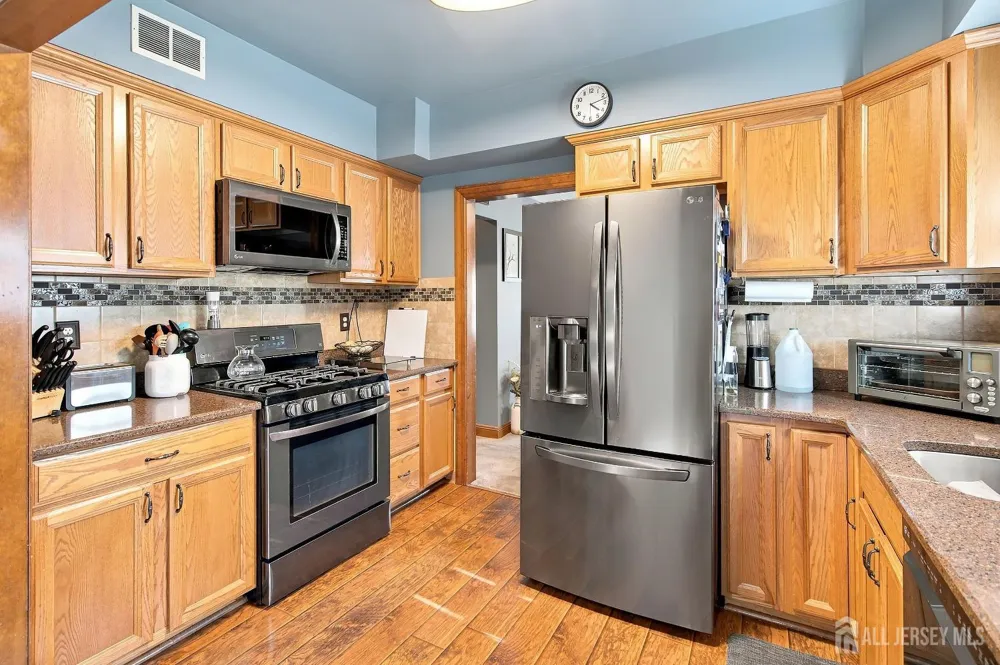 33 Pershing Avenue Milltown, NJ 08850