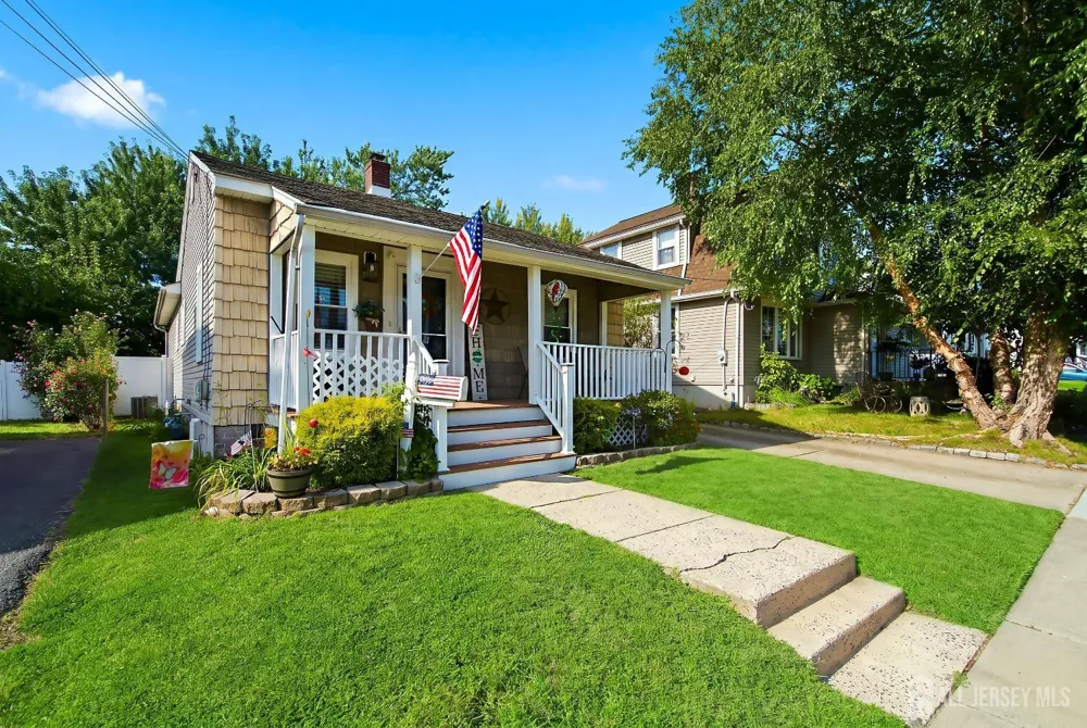 33 Pershing Avenue Milltown, NJ 08850