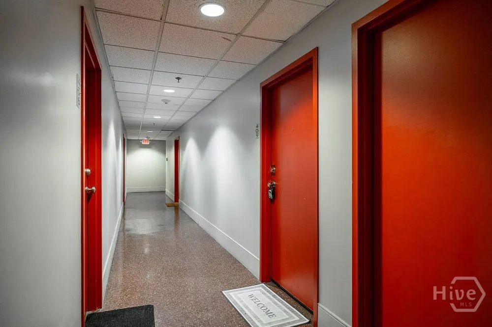 131 E Broad Street #409 Athens, GA 30601