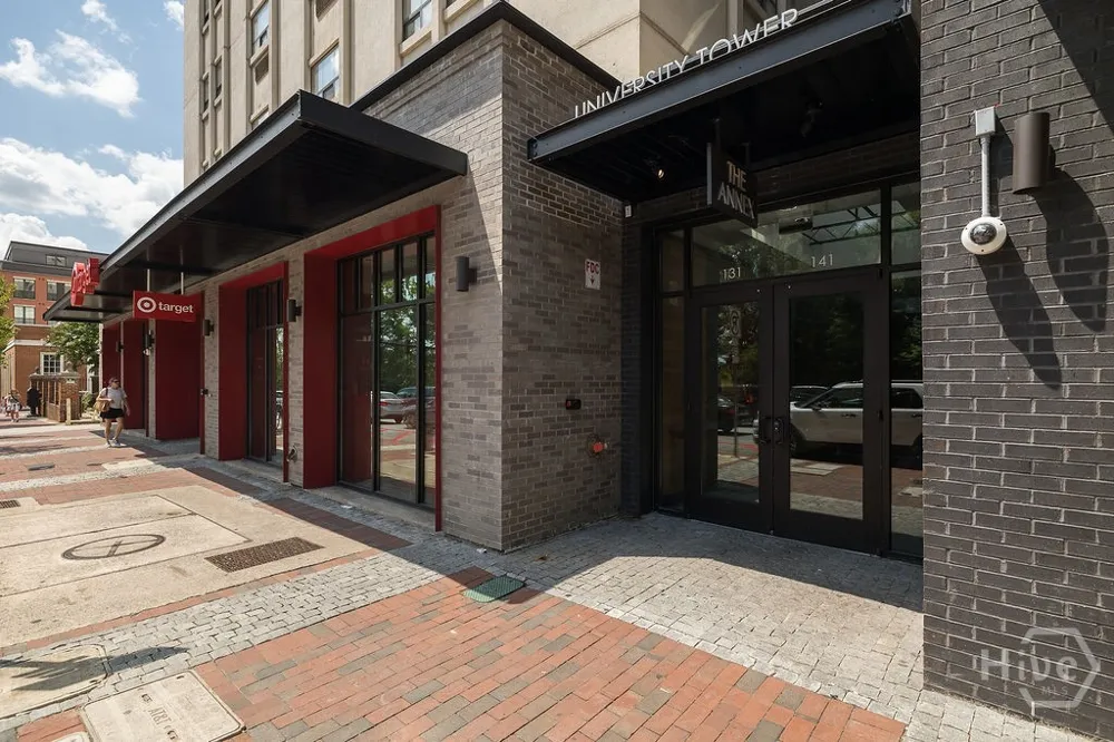 131 E Broad Street #409 Athens, GA 30601