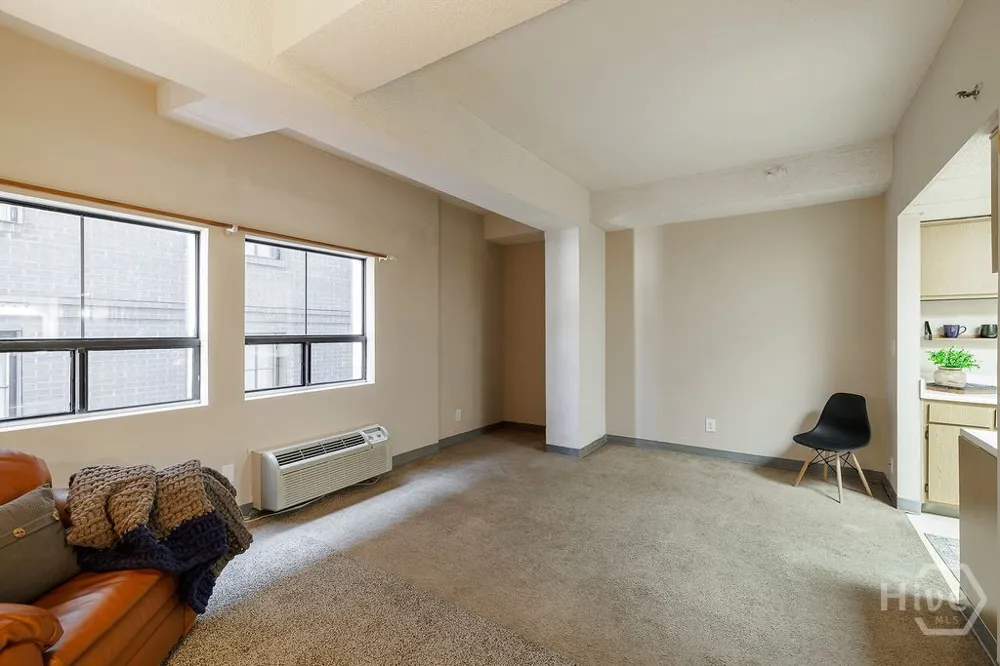 131 E Broad Street #409 Athens, GA 30601