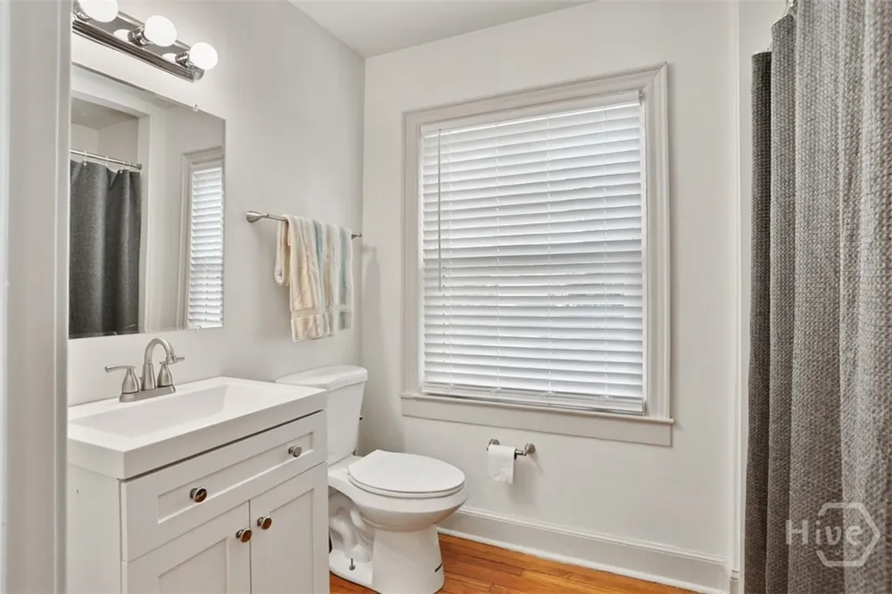 546 Columbus Drive Savannah, GA 31405