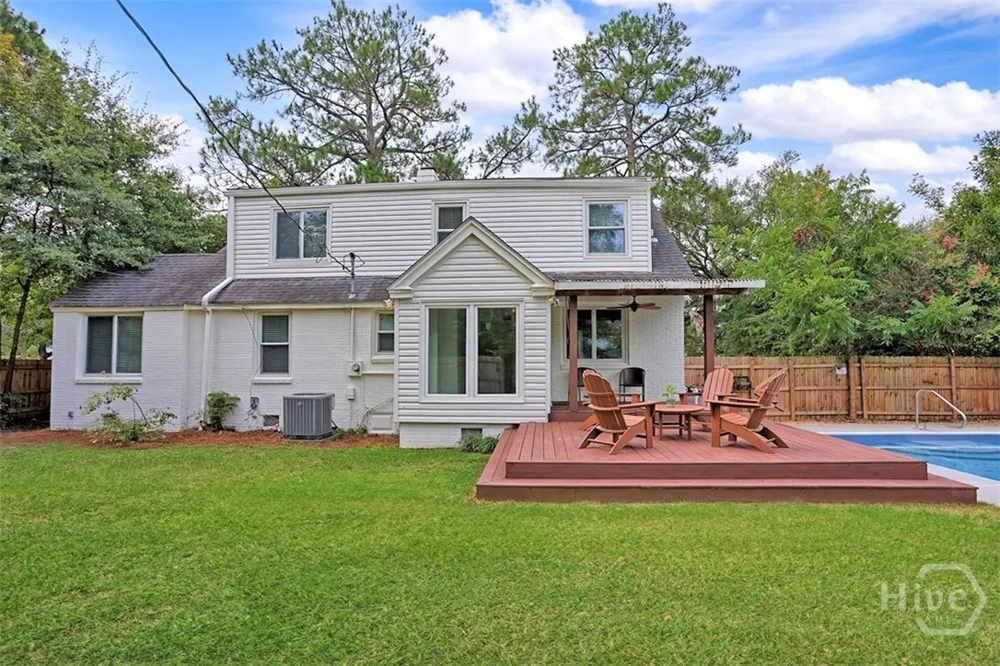 546 Columbus Drive Savannah, GA 31405